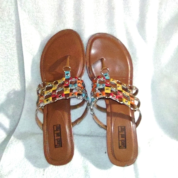 Sandals Coach and Four Size 8 Great Condition - Picture 2 of 5